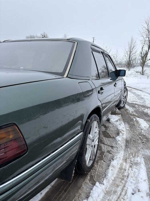 Mercedes-Benz 124 2.0 газ бенз 1995рр