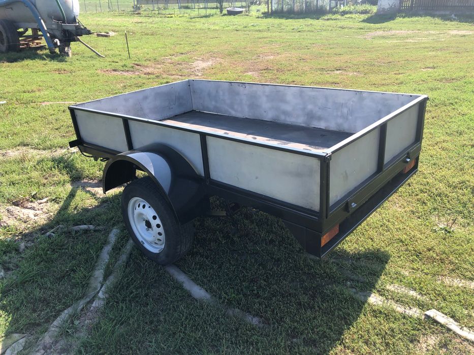 PRZYCZEPKA samochodowa masywna