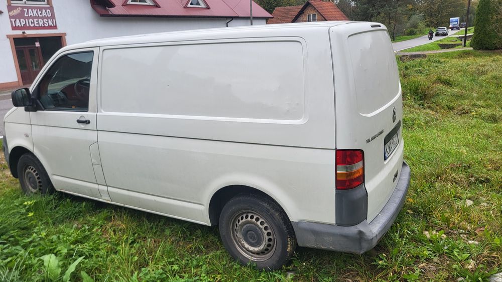 Vw / Volkswagen : Transporter T 5 / 3 Osobowy / 2,5 Silnik / 2008 R