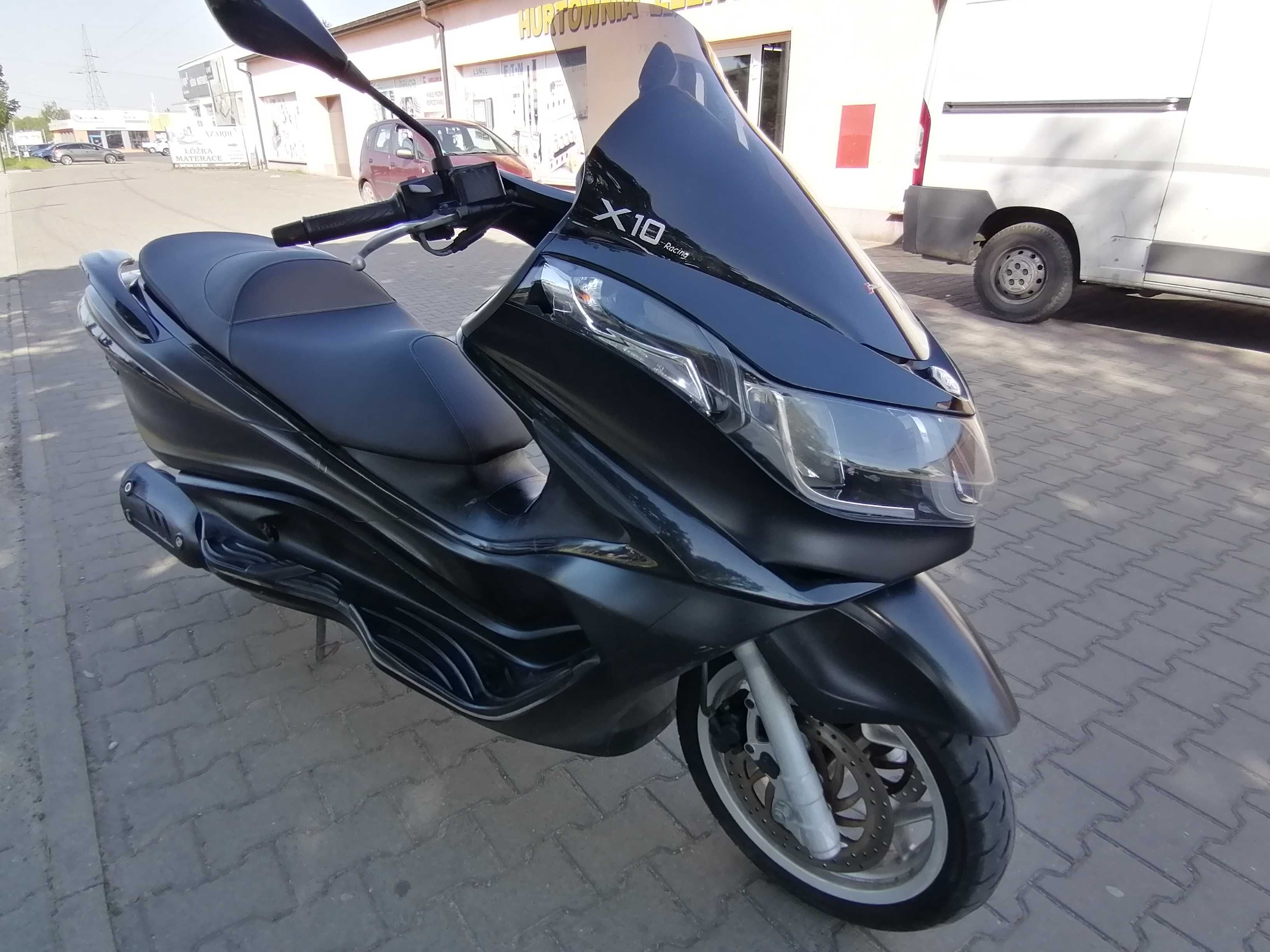 PIAGGIO X10 125ccm 15KM 2014R 32tyś km! Stan BDB! Okazja!