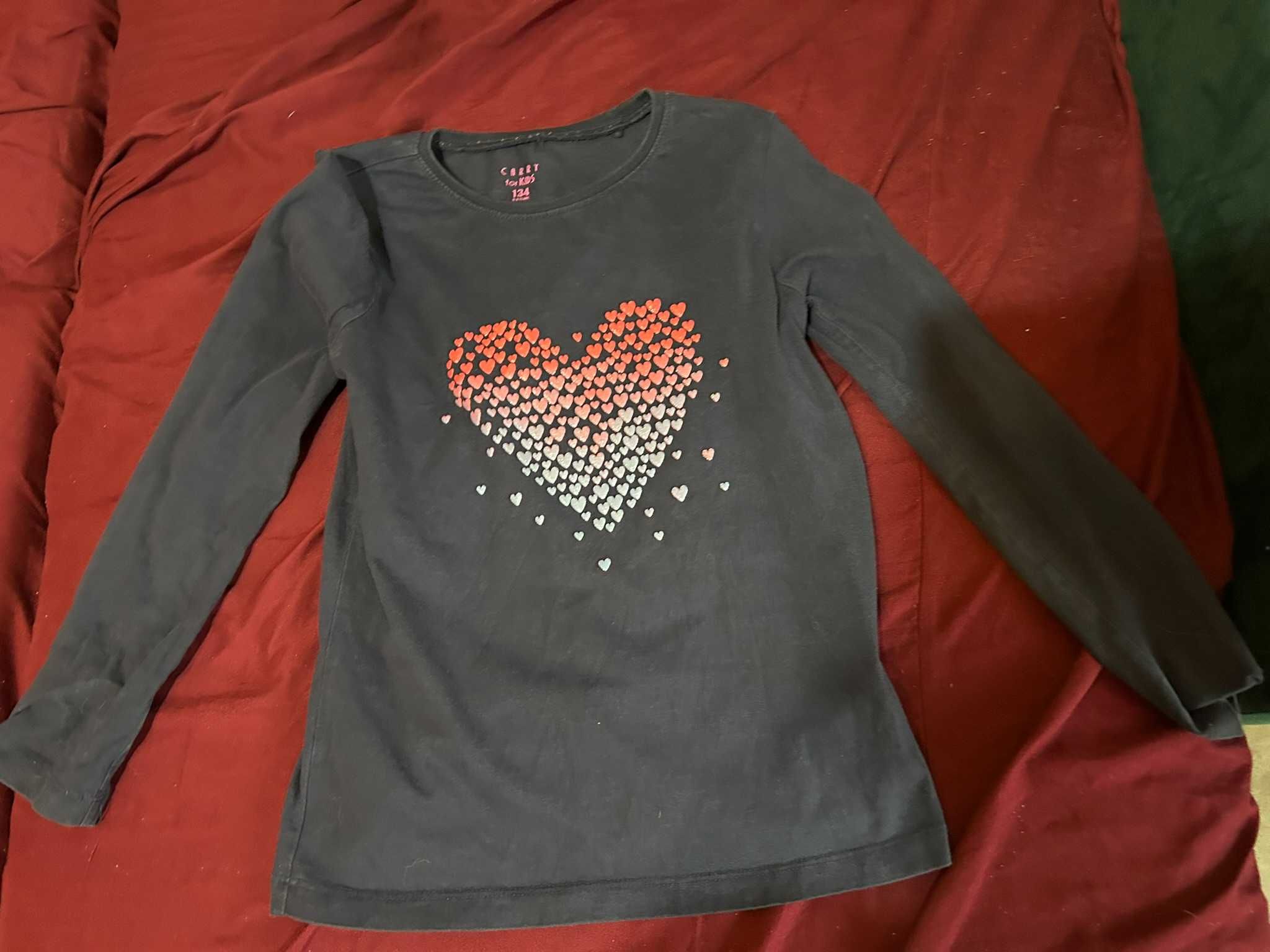 Carry for kids bluzka z długim rękawem 134 czarna z serduszkami