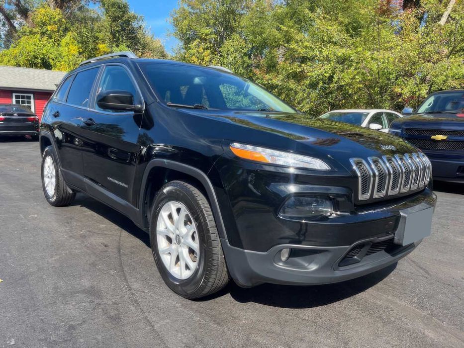Jeep Cherokee Latitude      2017