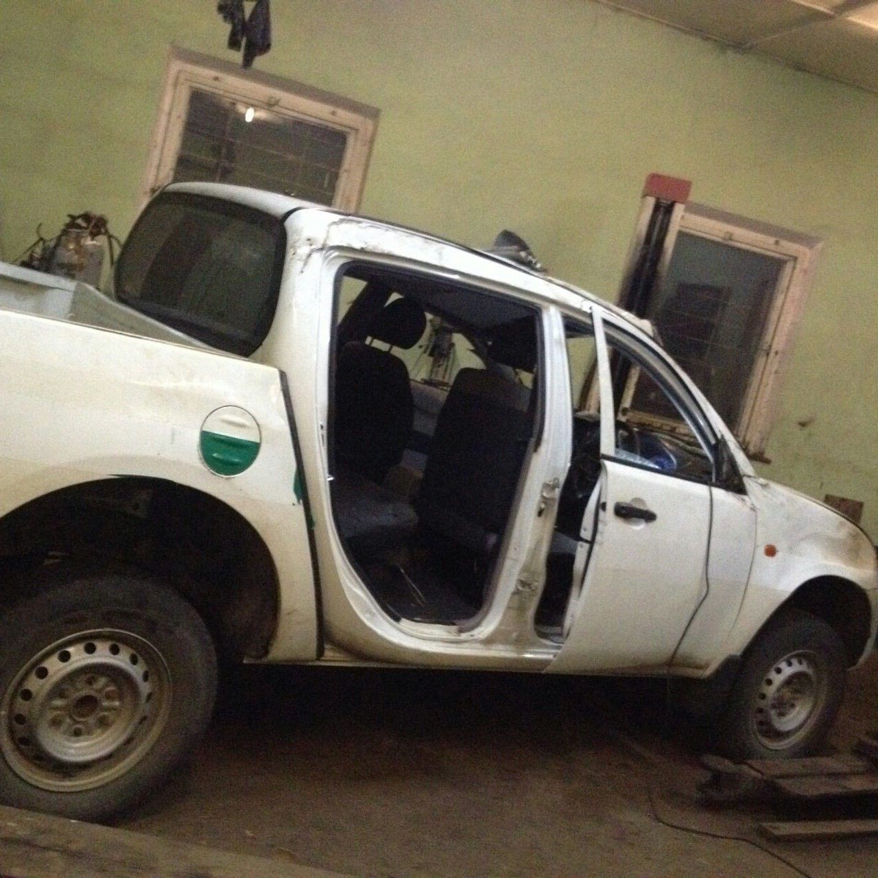 Разборка Mitsubishi L200 2.5, запчасти