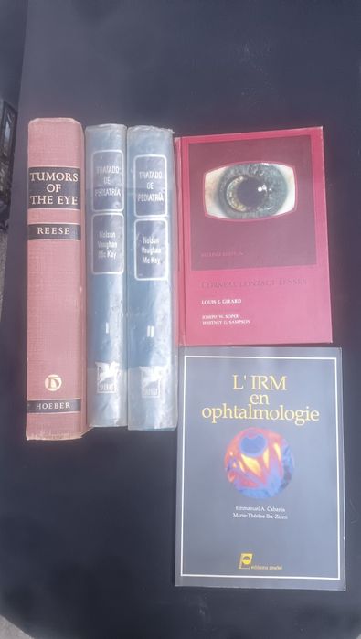 Livros antigos sobre medicina