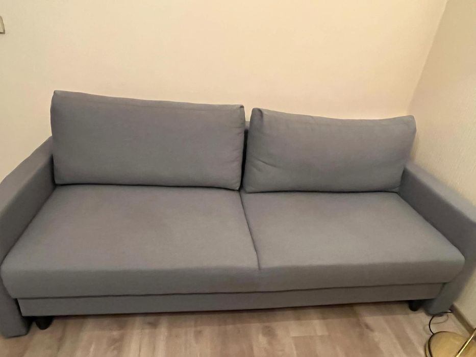 Kanapa rozkladana firmy Dąb stan bardzo dobry