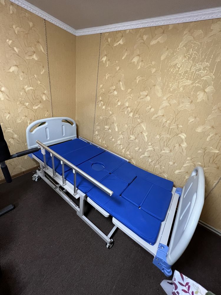 Чотирьохгвинтове механічне медичне ліжко ky405s-32