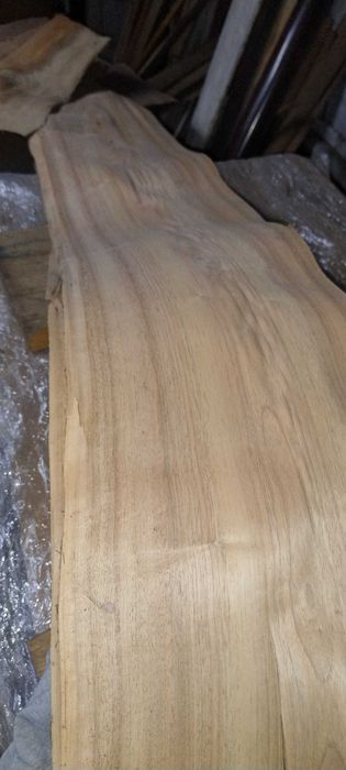 fornir ,okleina , orzech włoski, czereśnia, dąb, mahoń