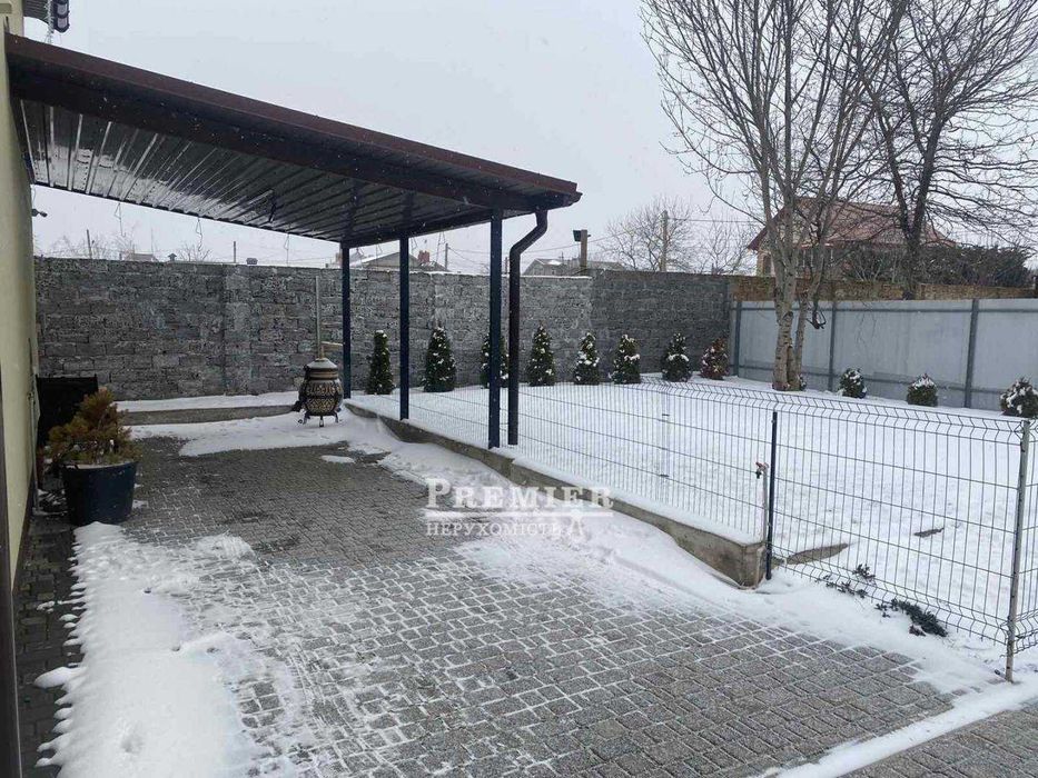 Продам будинок з ремонтом у Фонтанці