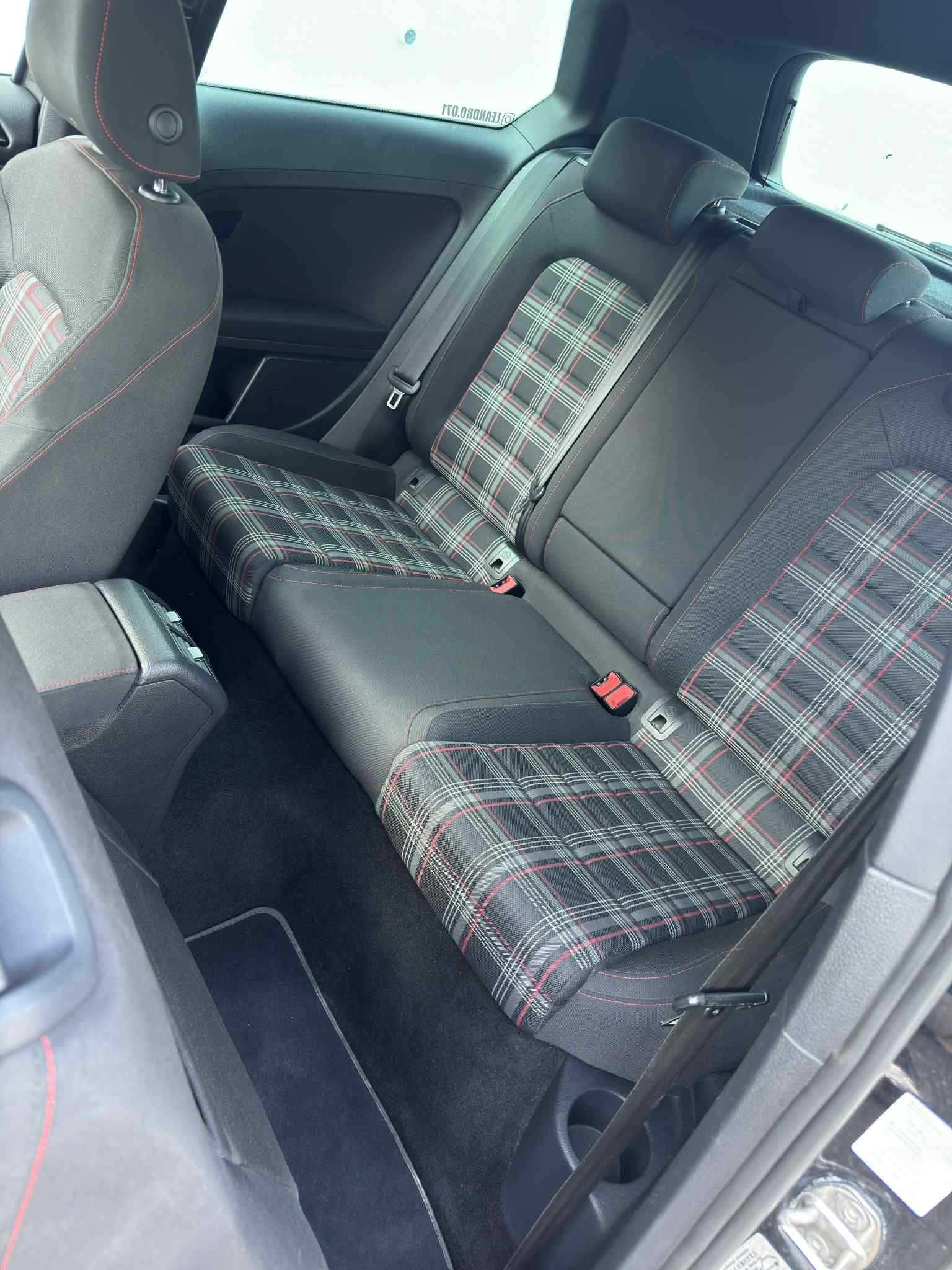 VW Golf 7 GTi DSG 2.0 Performance