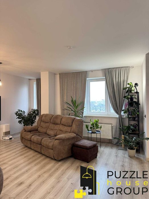 Продаж просторої 3-к квартири біля метро «Чернігівська»