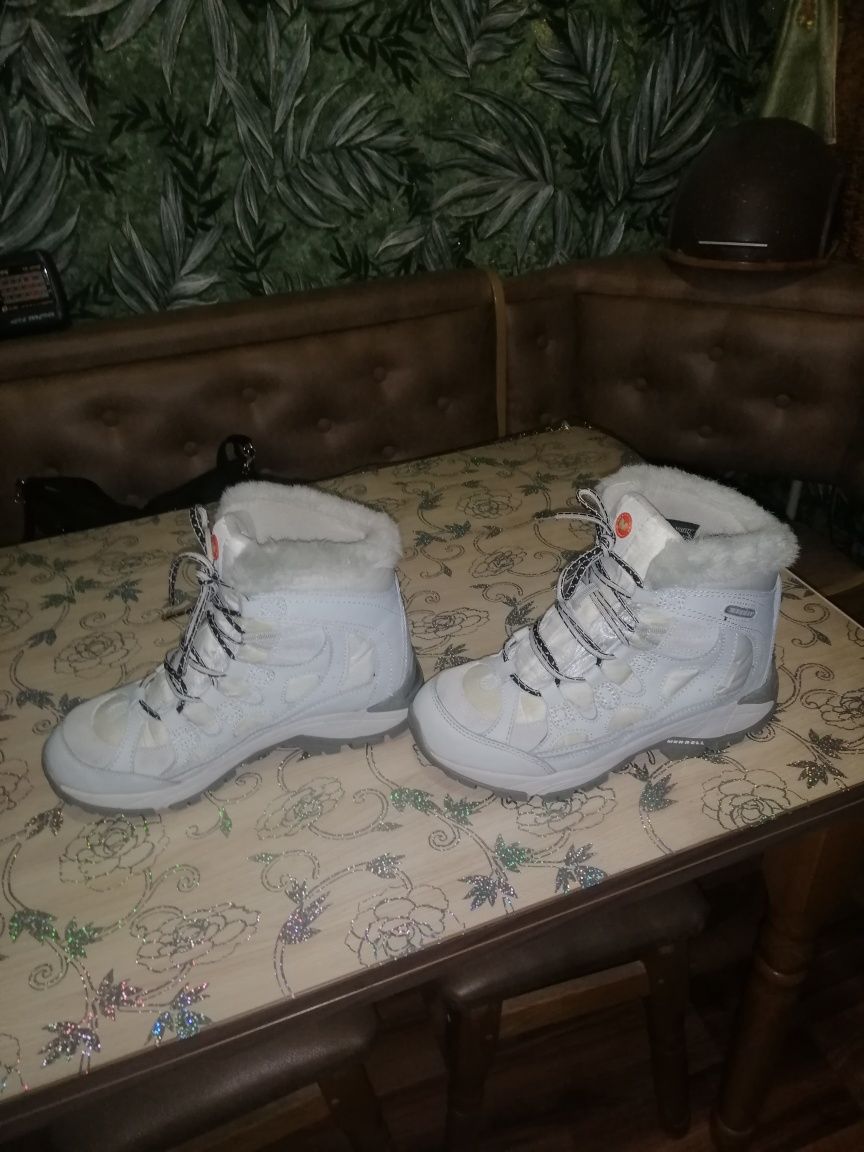 Ботинки женские MERRELL