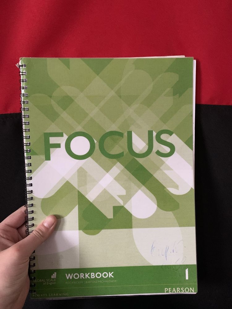 Focus 1 Elementary students’ book, workbook, word store