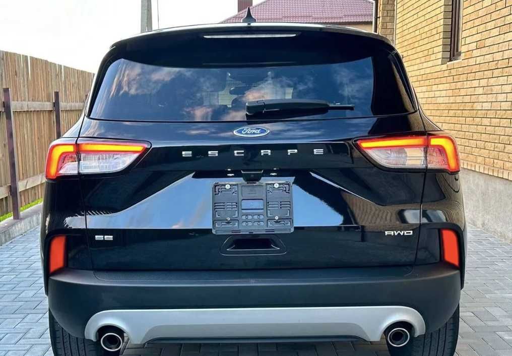 Ford Escape 2022 року