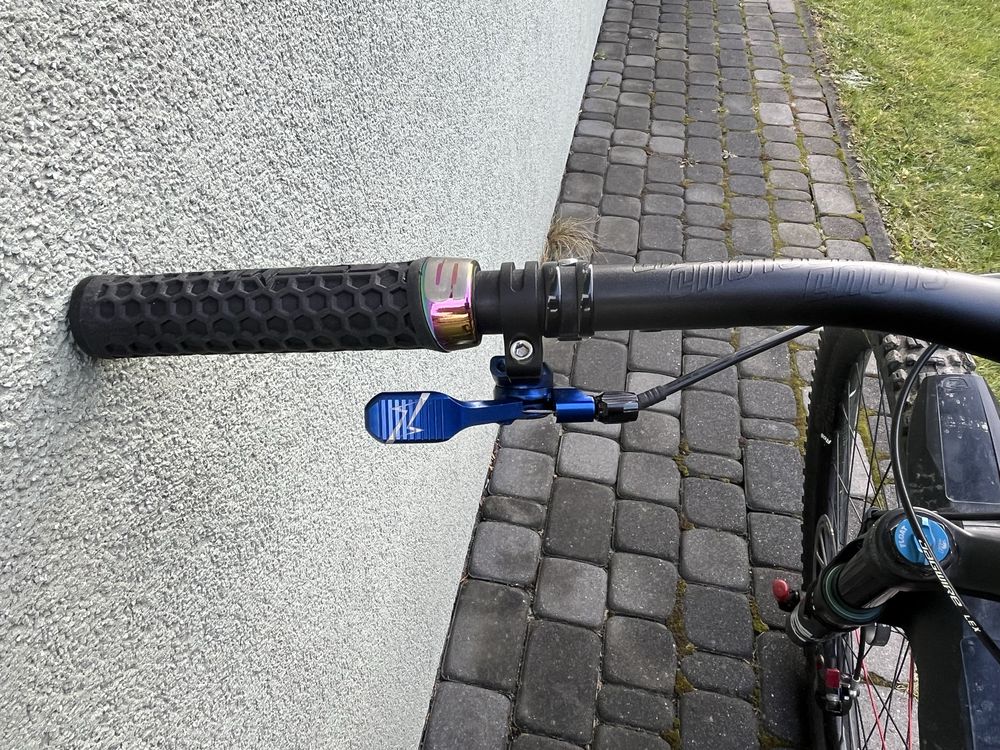 Rower MTB NS Bikes Snabb 130 plus 1, zawieszenie FOX