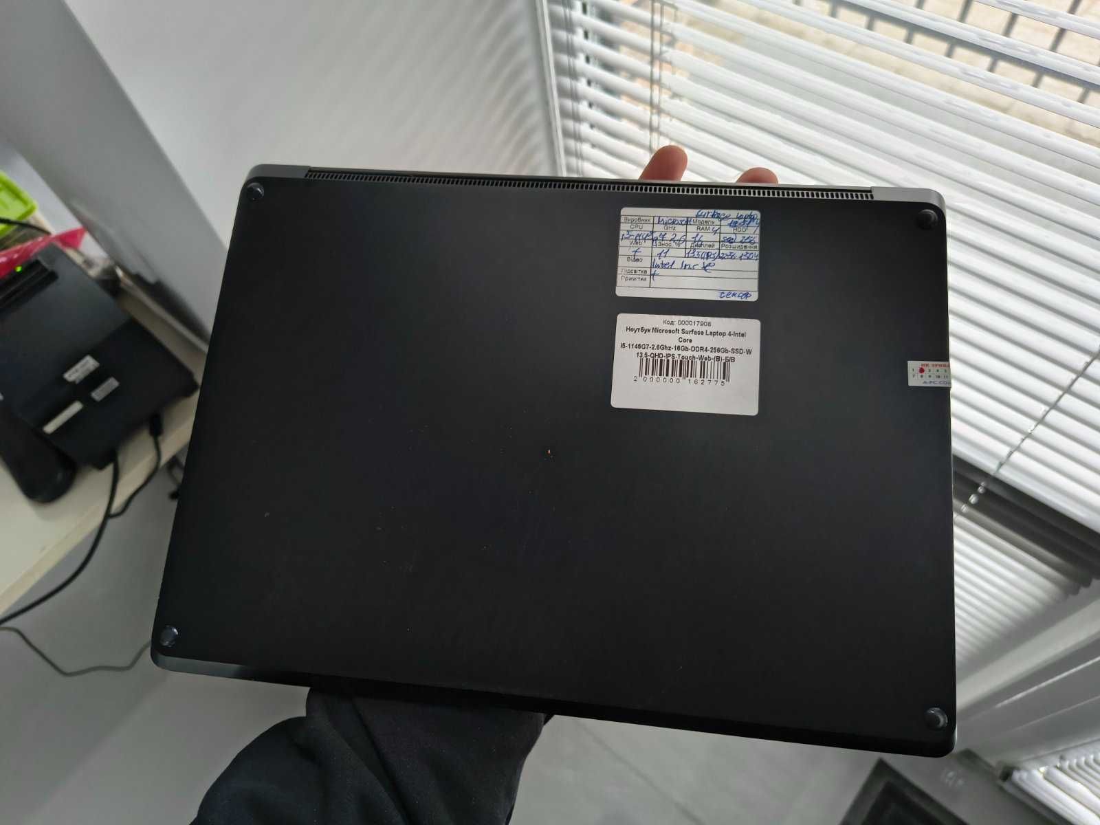 Microsoft Surface Laptop 4