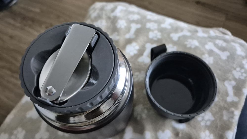 Izolowany pojemnik na lunch