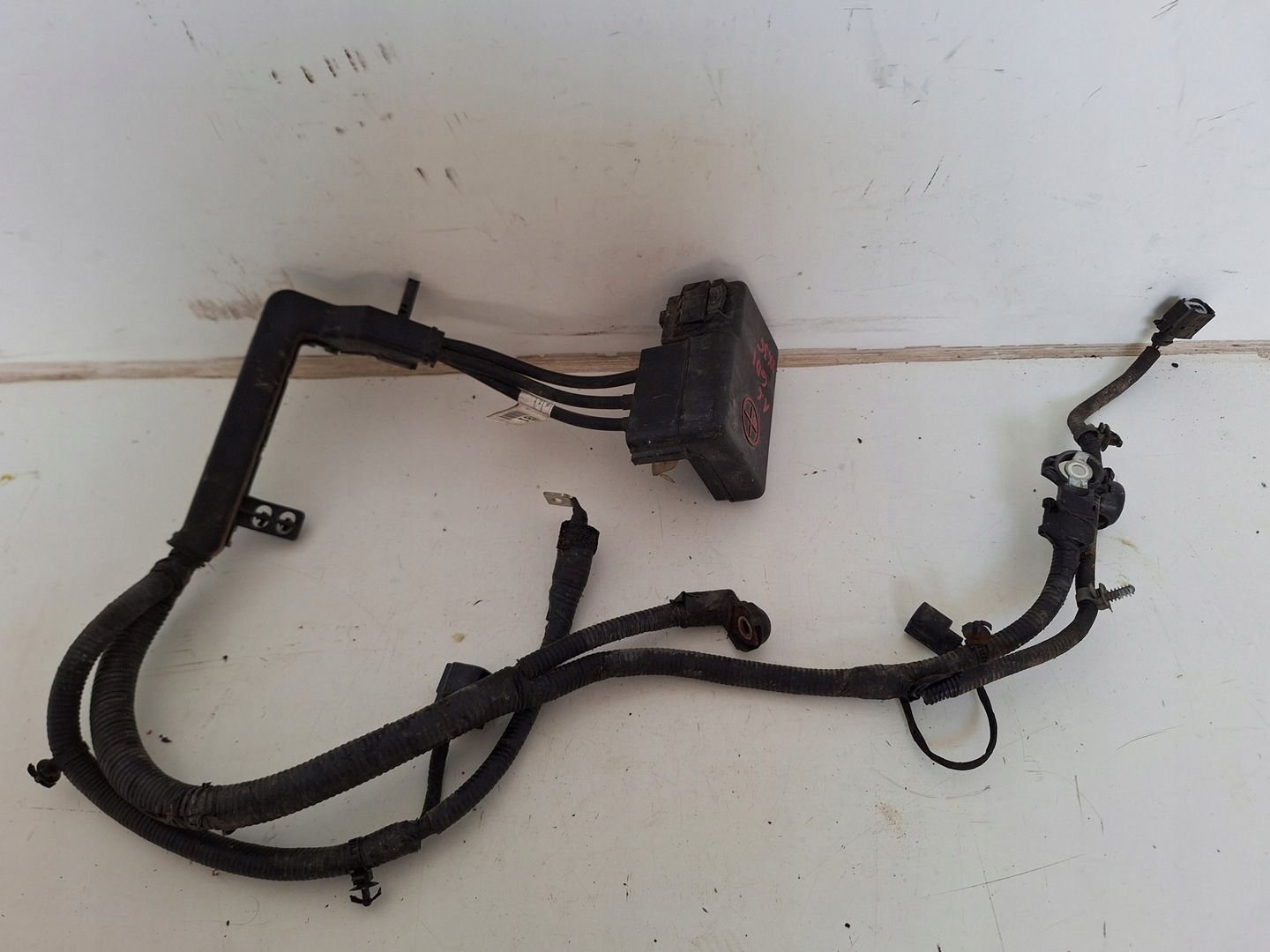 KLEMA PLUSOWA WIAZKA HYUNDAI IX35 1.6 GDI 91850-2Y811 OE