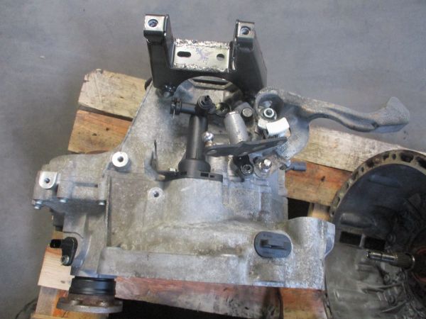 Caixa de velocidades manual VOLKSWAGEN Polo (9N)