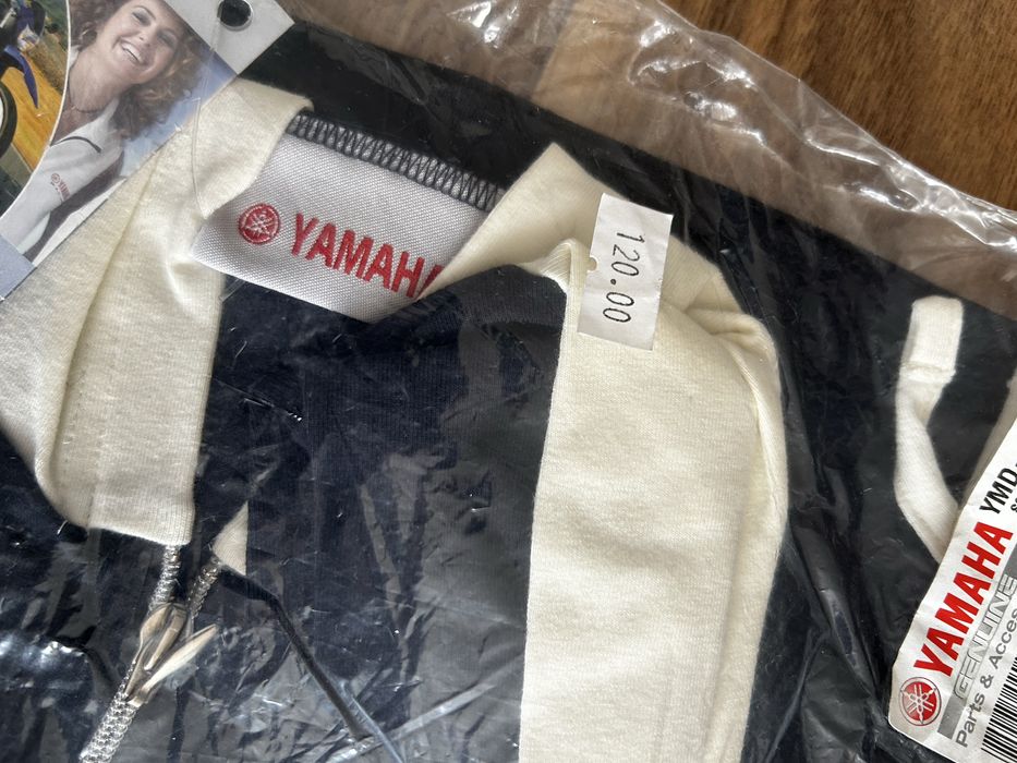 Bluzka bez rekawow Yamaha S