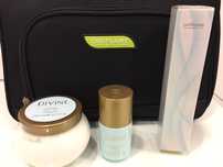 Perfume + Creme Corpo + Roll-on Divine
