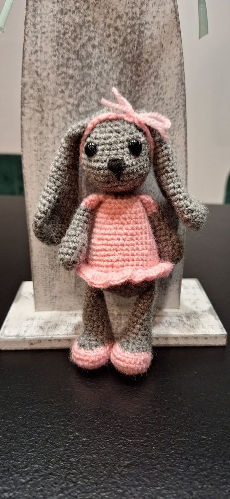 Króliczek/zajączek amigurumi szydełko