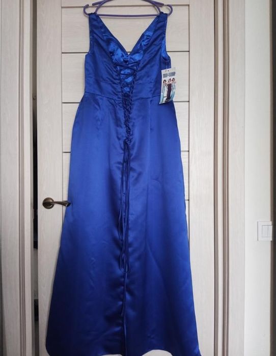 Святкова   сукня