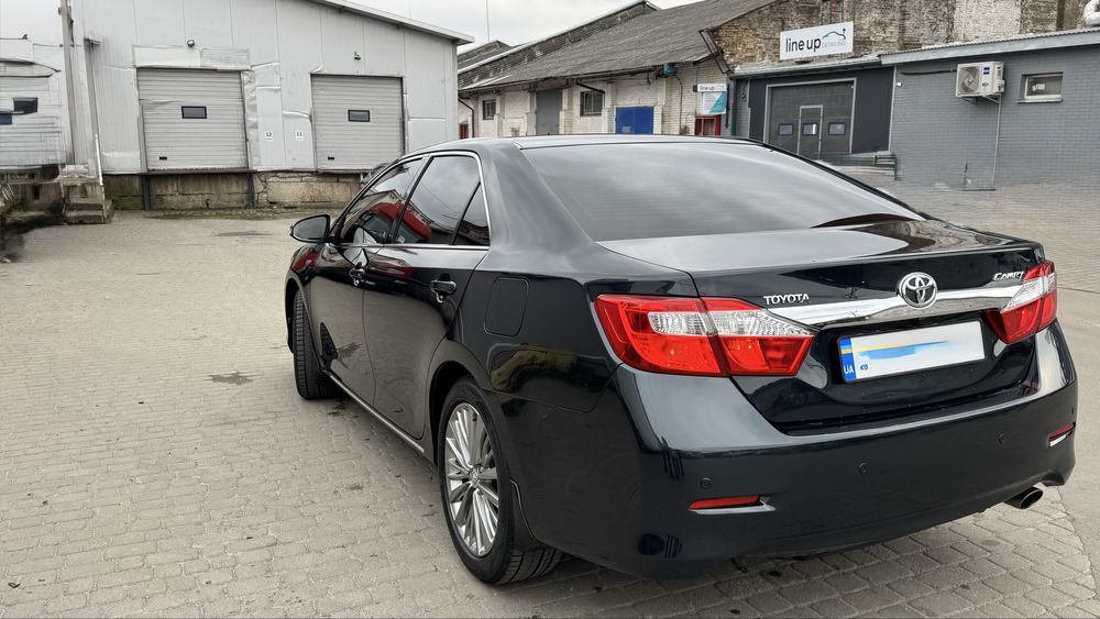 Продаж Toyota Camry 50