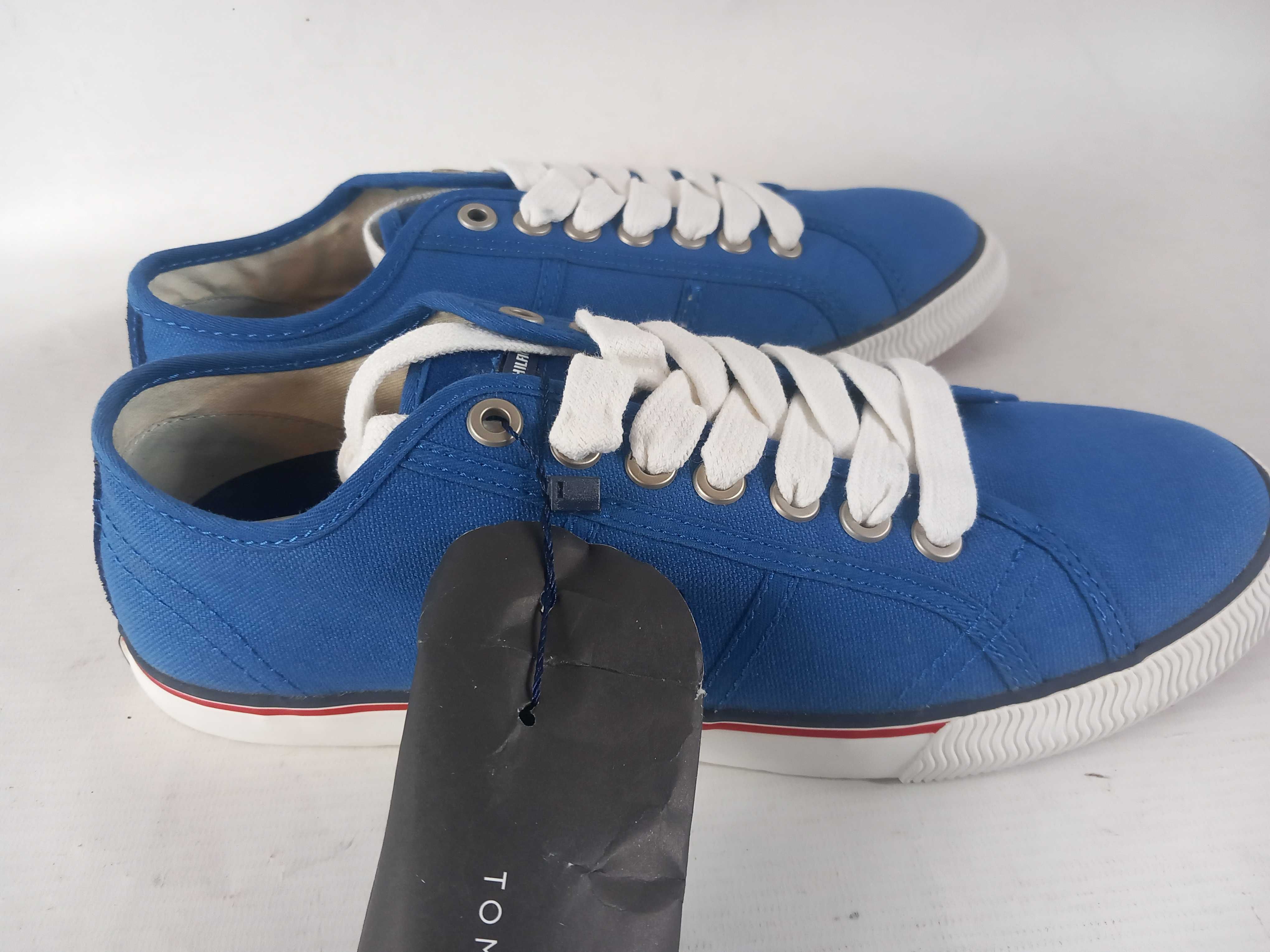 Tommy Hilfiger trampki męskie niebieski rozmiar 44