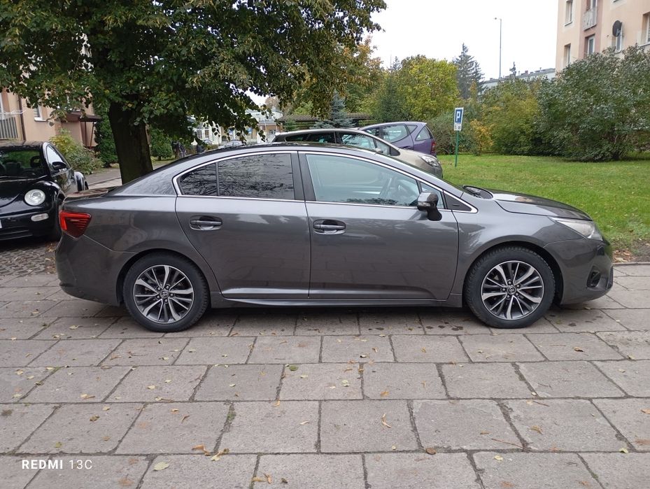 Toyota Avensis 1.8 z gazem zadbana