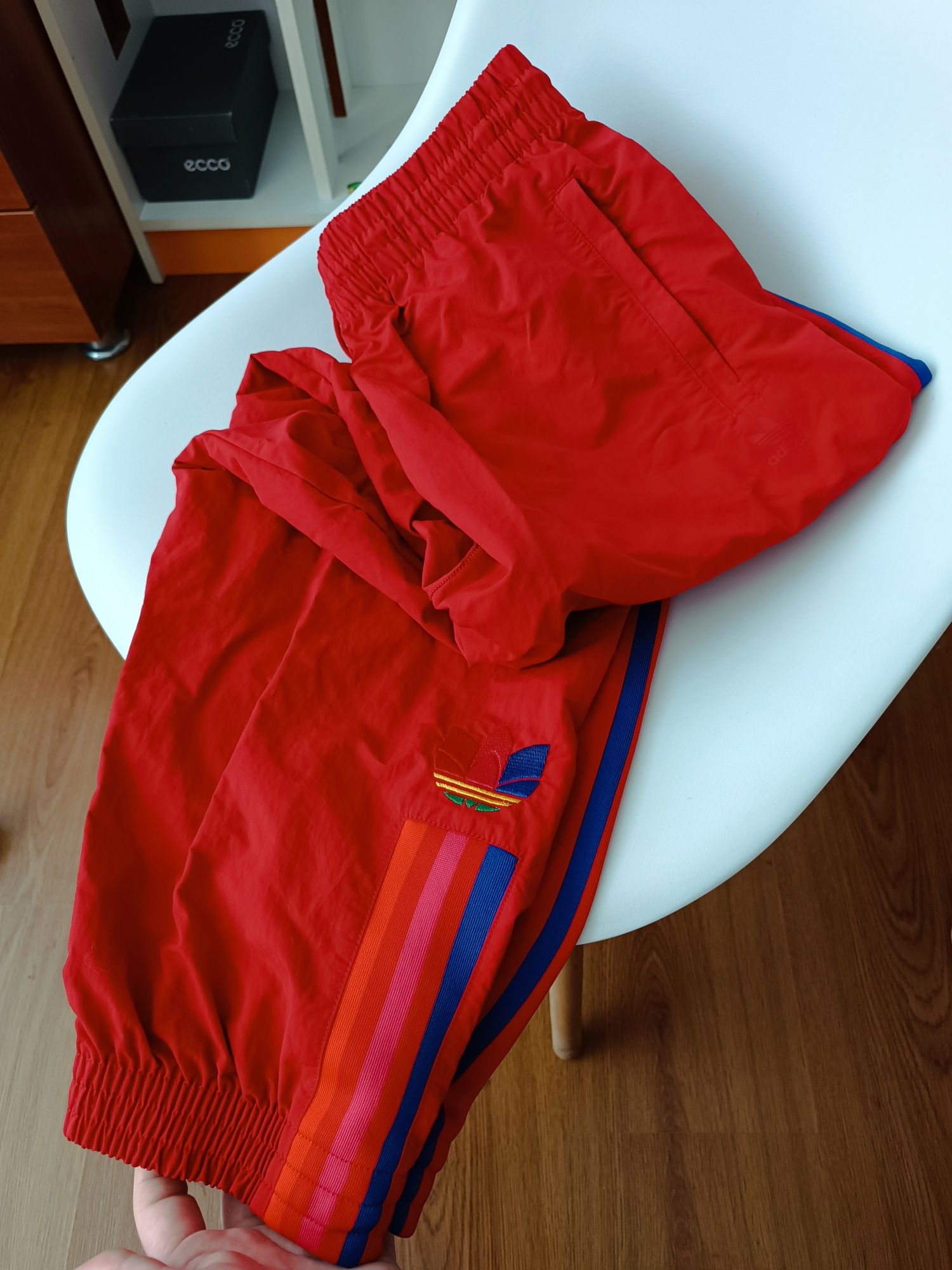 Штани Adidas GD2238. Червоні
