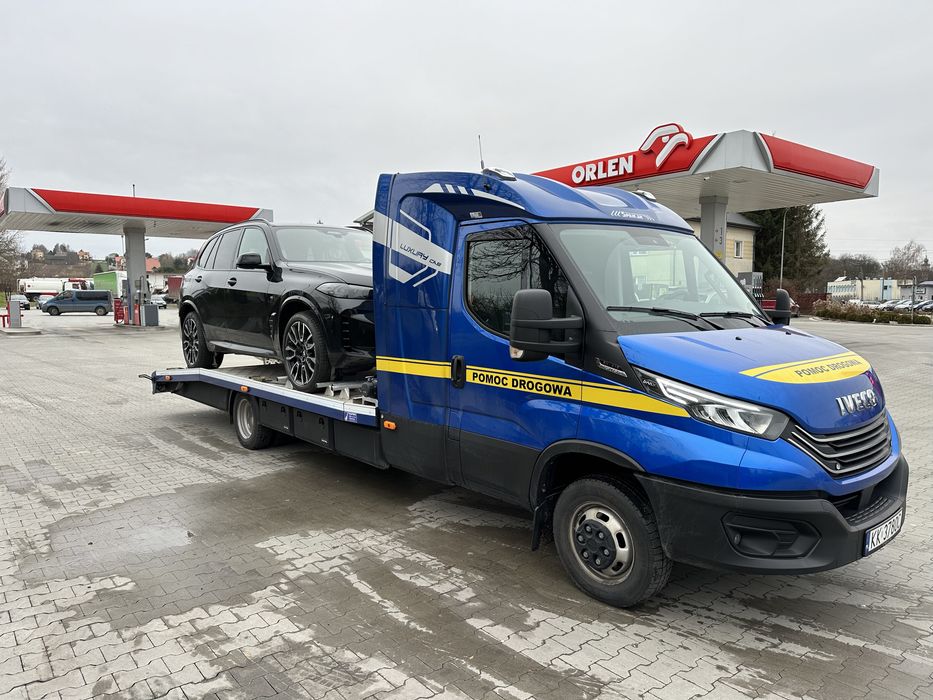 Transport samochodów, laweta, pomoc drogowa