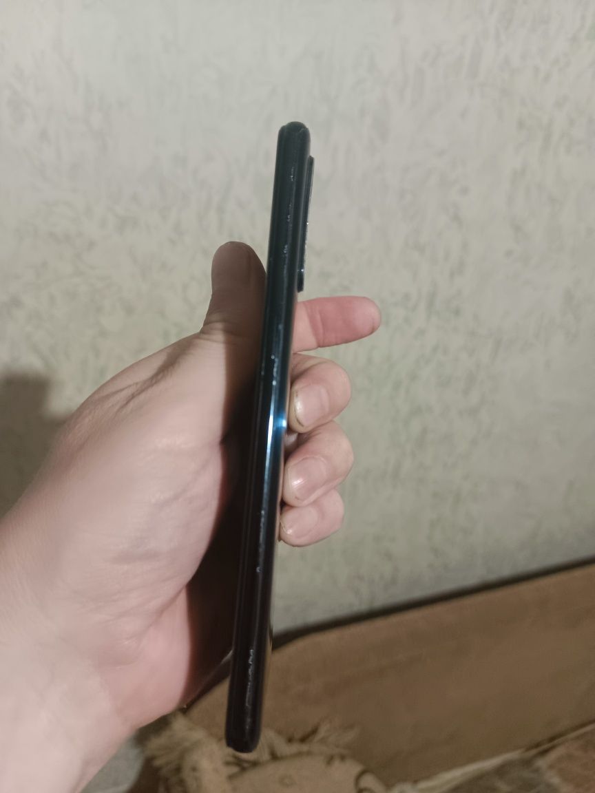 Oppo a91 8/128gb разбит экран под ремонт или на запчастиа