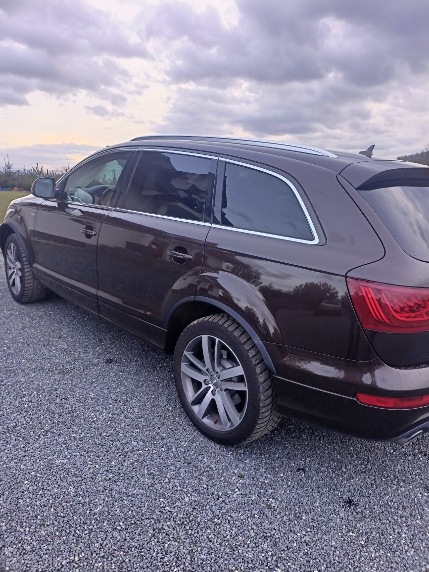 Audi Q7 S line Quattro