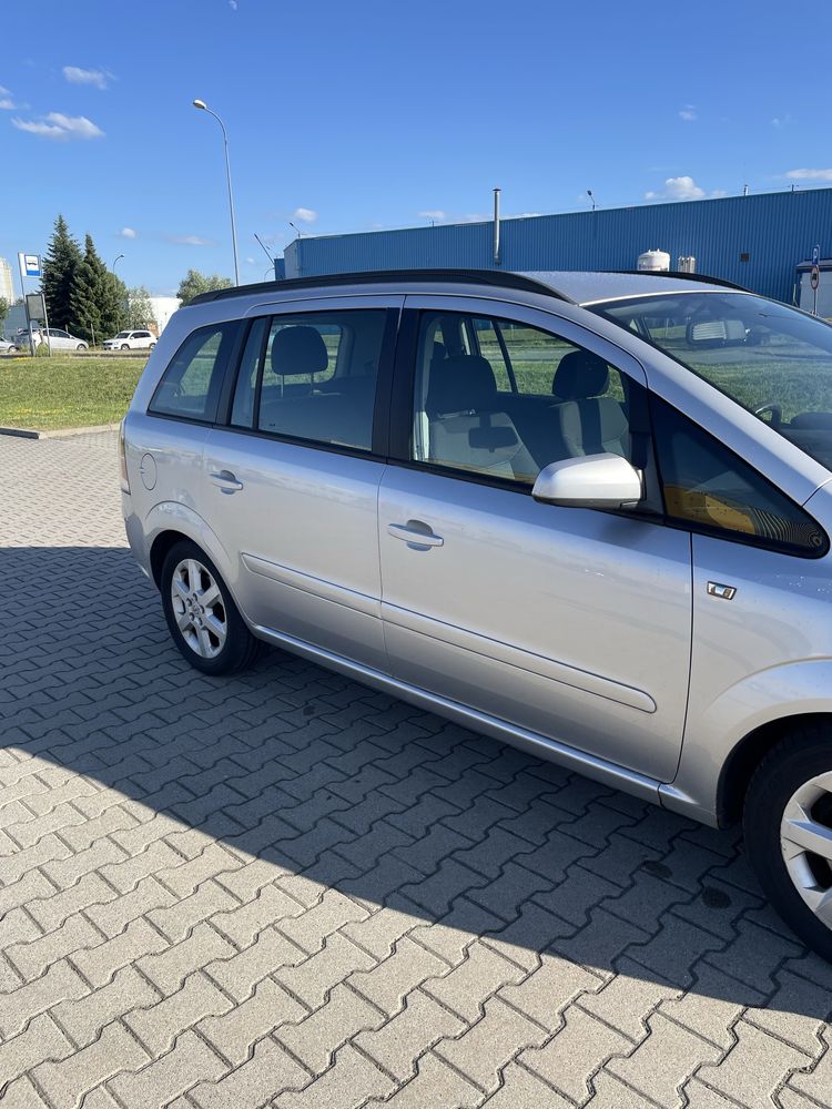 Opel Zafira B 1.9 cdti