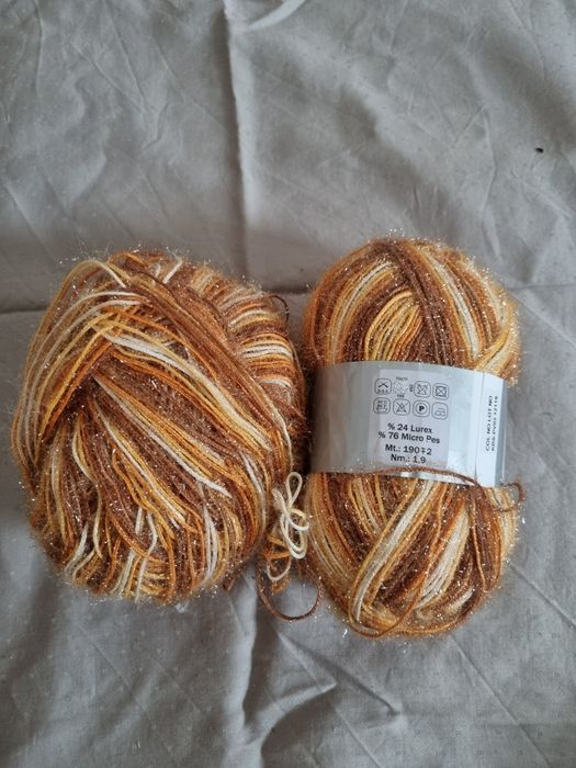 Нитки для в'язання з блискітками