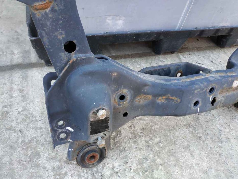 General Motors Chevrolet Orlando 11-15 Балка підвіски (підрамник) пере