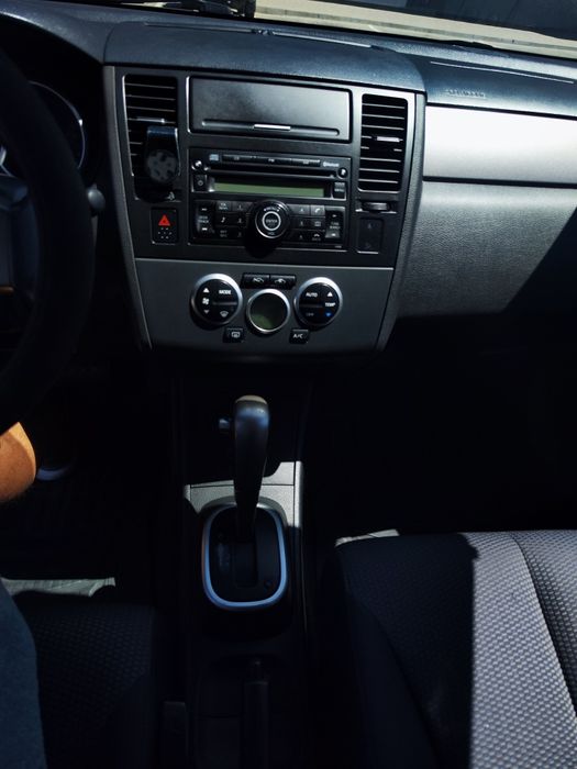 Ниссан Тиида Nissan Tiida 1.6