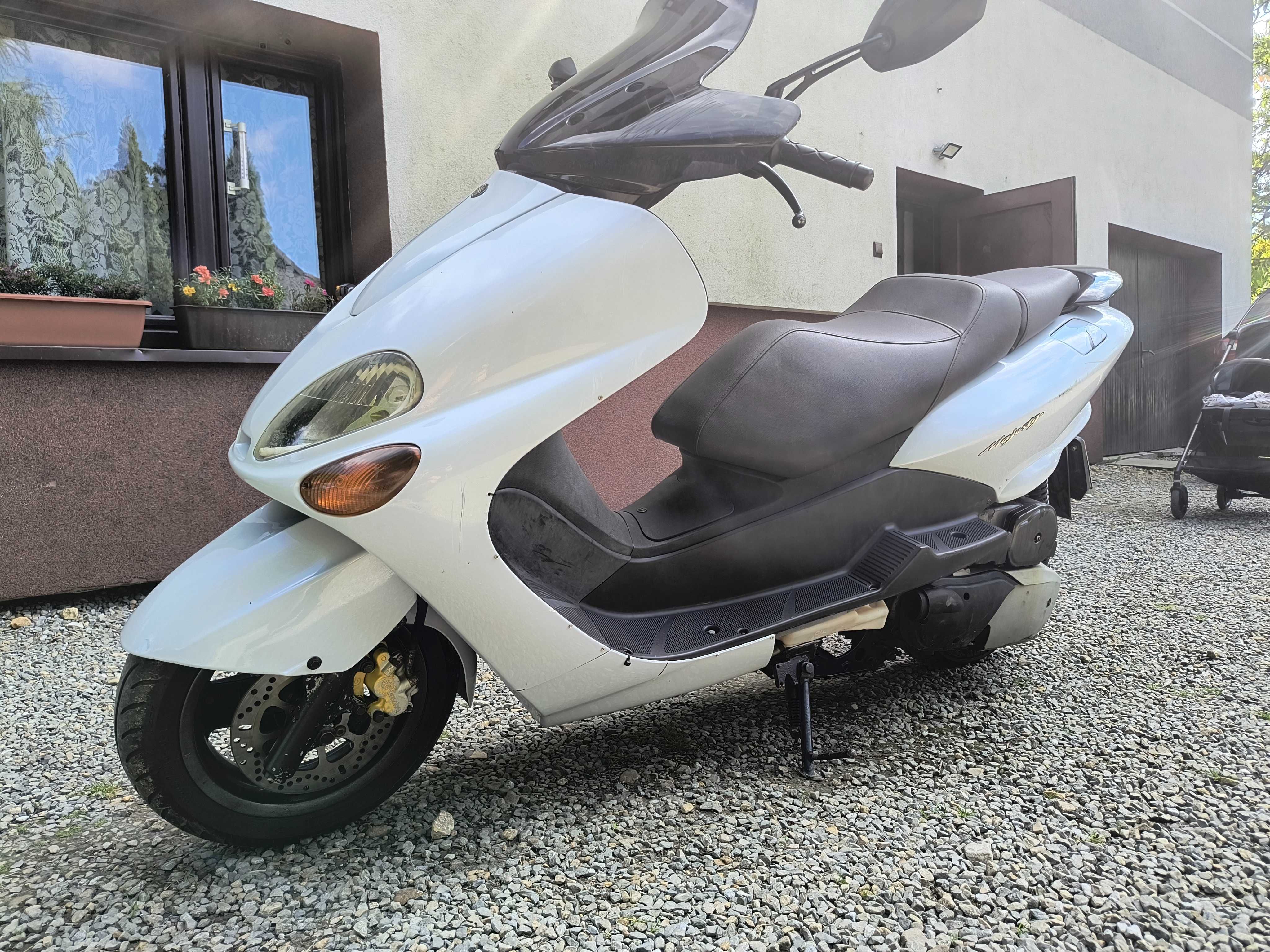 Yamaha Majesty 125