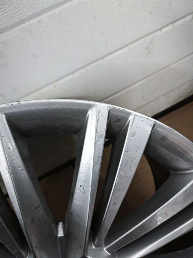 Felga alu 5x112 19" Skoda Superb III J8 ET44