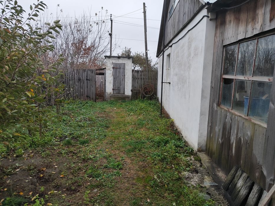 Продаж комерційного комплексу вул.  Максима Залізняка 25а