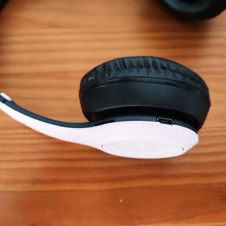 Auscultadores P47 5.05+EDR sem fio bluetooth com microfone MP3 Rádio