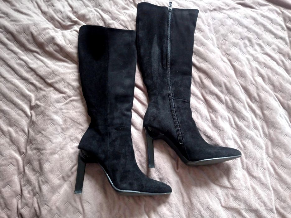 Zamszowe kozaki na obcasie. Casu, r. 37