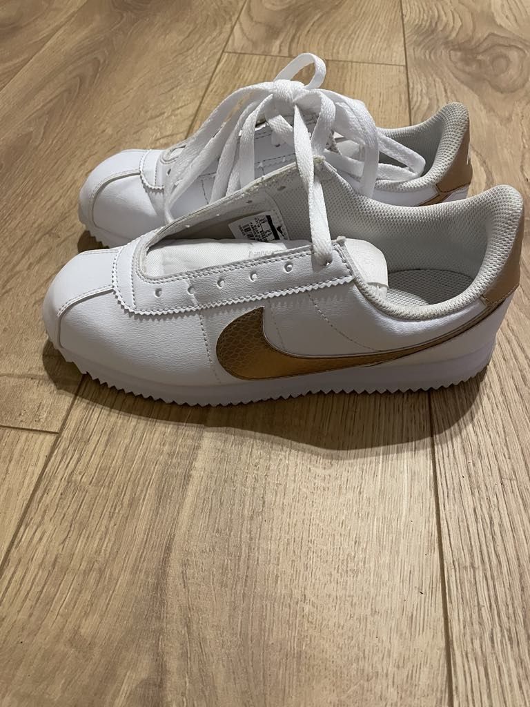 Buty damskie Nike 38.5