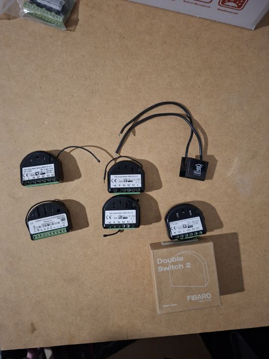 Moduły fibaro double switch rgbw reley switch dimmer by pass