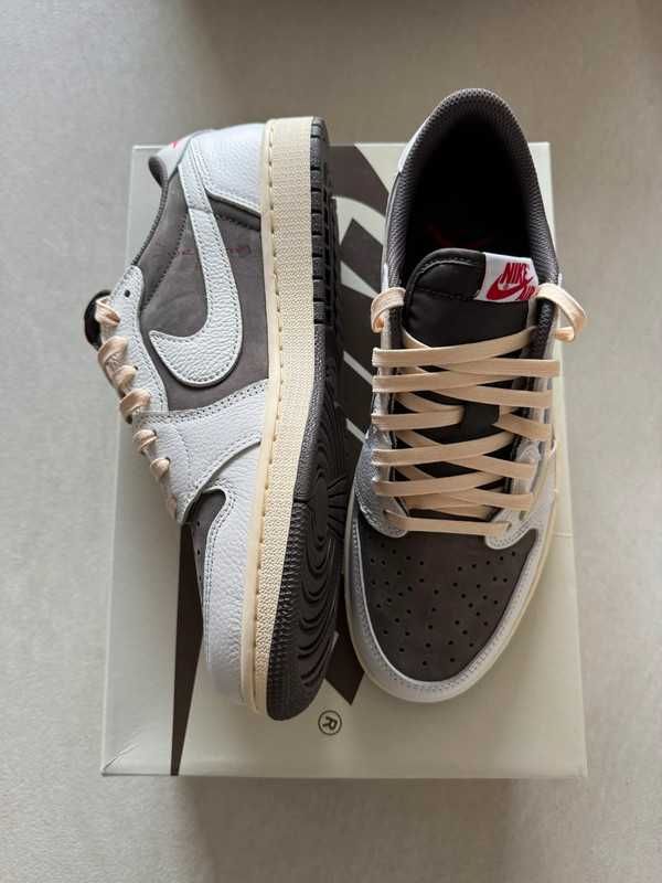 Jordan1RetroLowOGSPTravisScottReverseMocha r.41