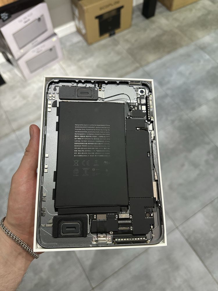 iPad mini 6th 256GB Space Gray Wi-Fi