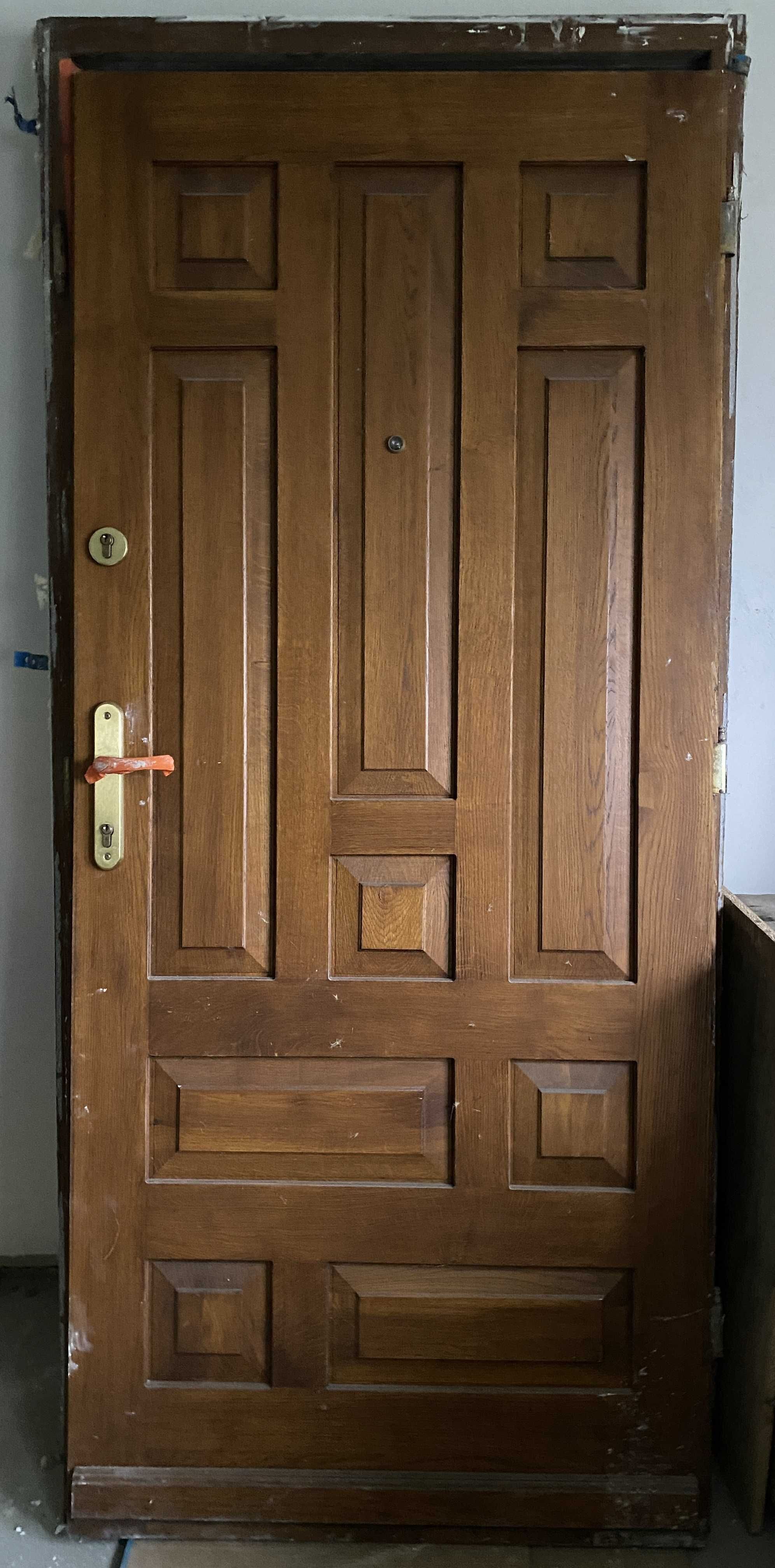 Drzwi dębowe zewnętrzne 99 x 209