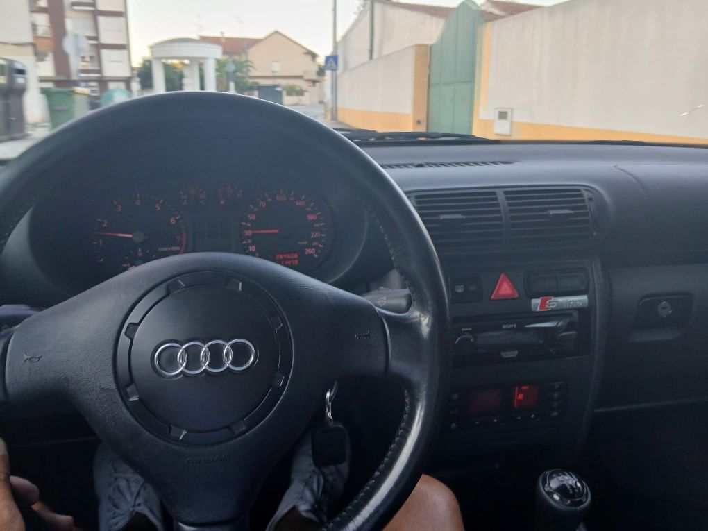 Audia A3 1.6cc  1999