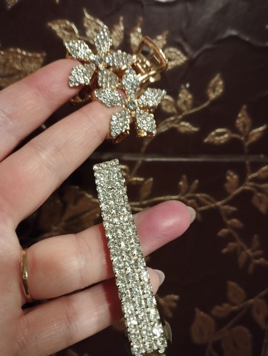 Dwie nowe spinki ślubne do włosów klamry kol. Złoty srebrny cyrkonie