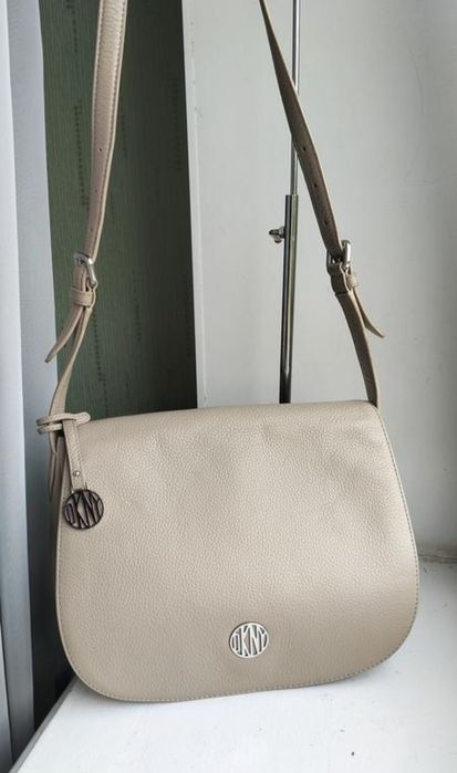 шкіряна сумка DKNY,